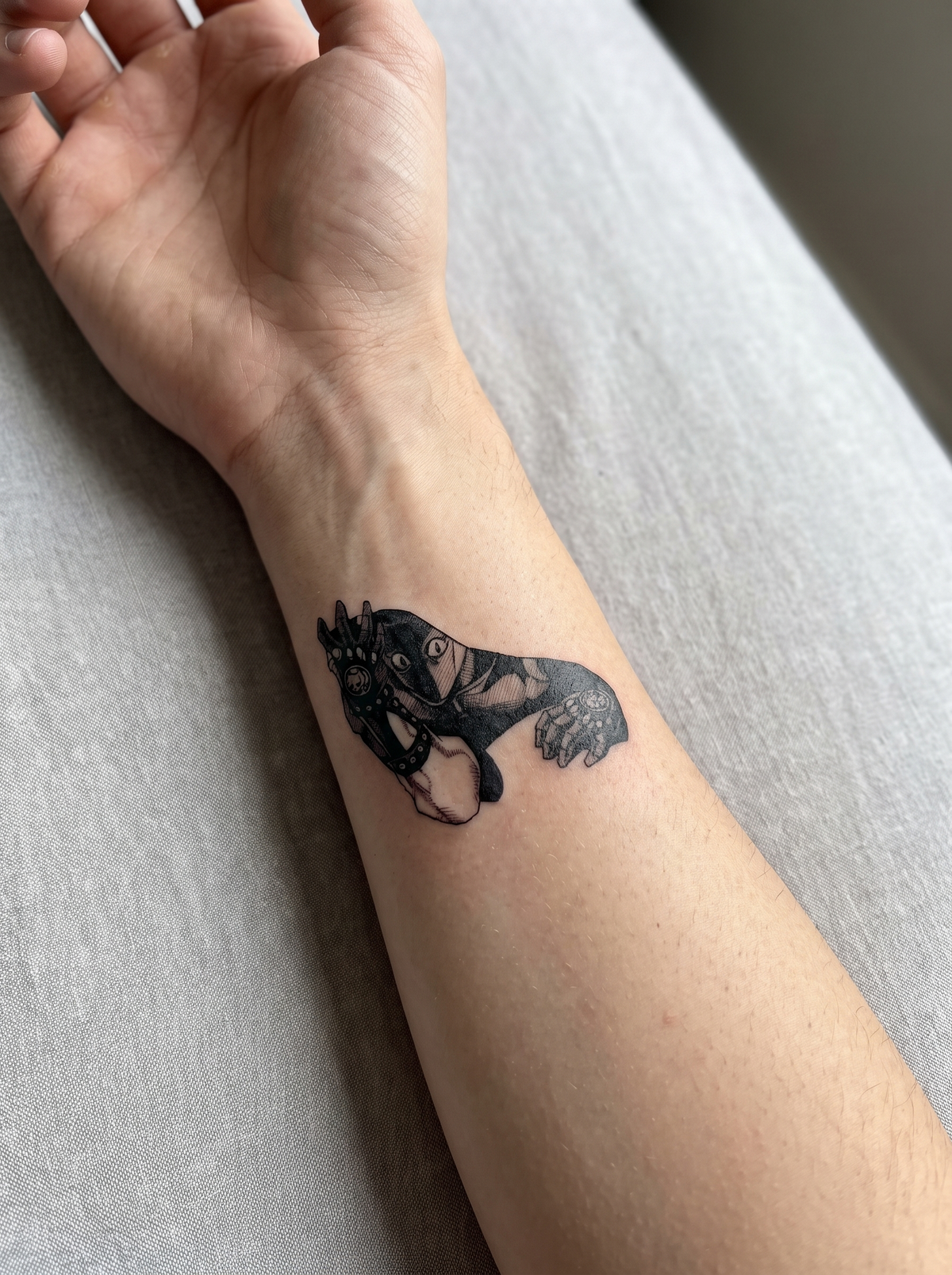 Killer Queen semi-permanent temporary tattoo